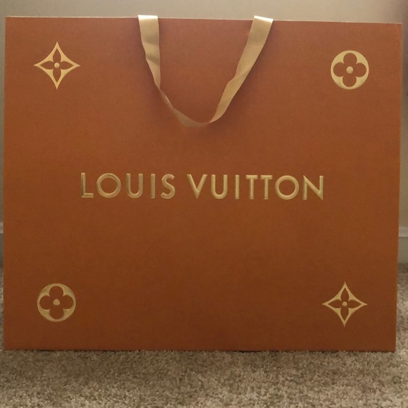 Louis Vuitton Limited Edition Clutch - Picture 5 of 9